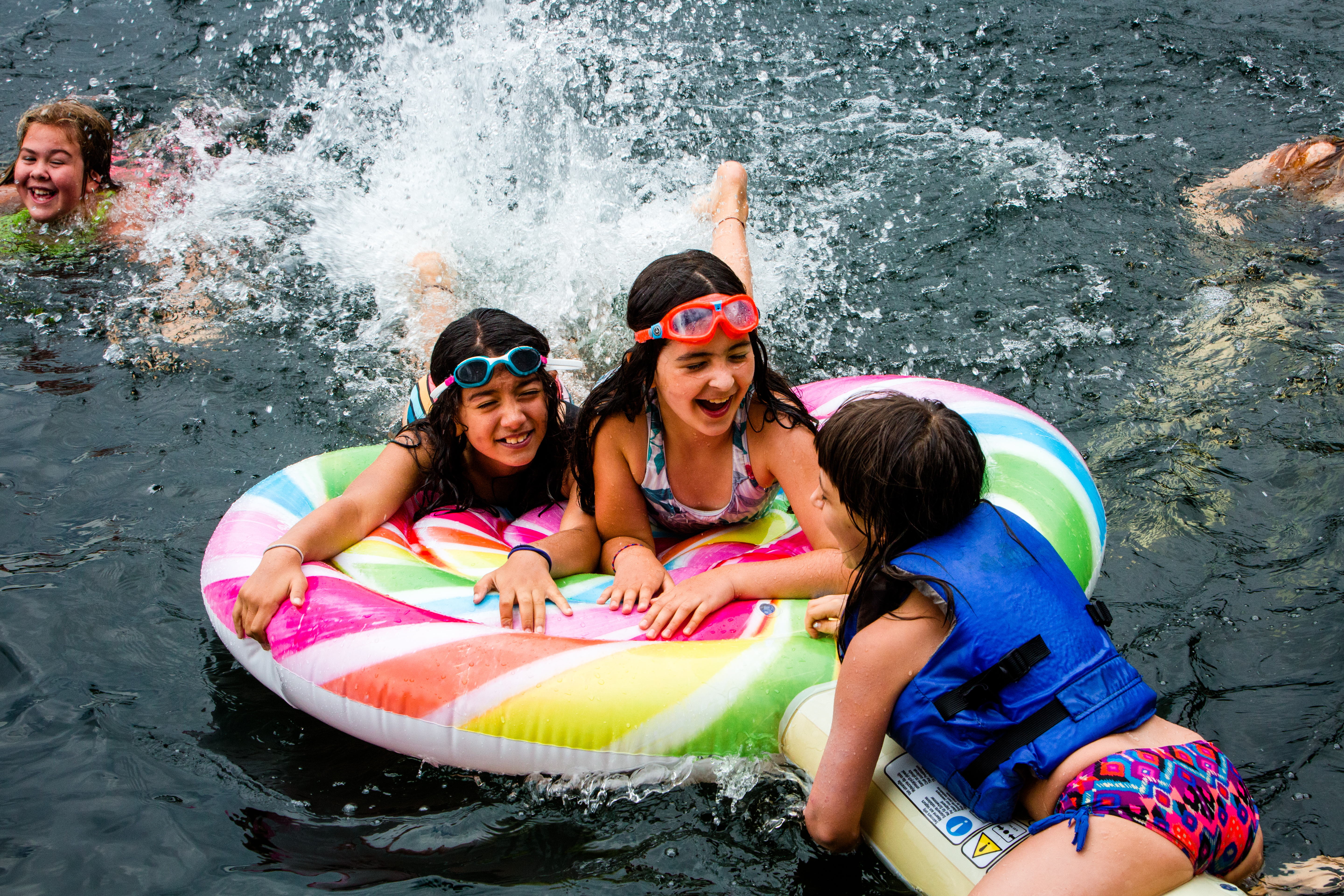 VT-FW-IB-waterfront-swim21-C06191